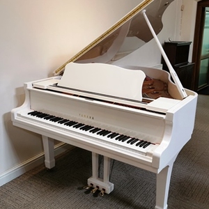 Yamaha C2  pre-owned grand piano