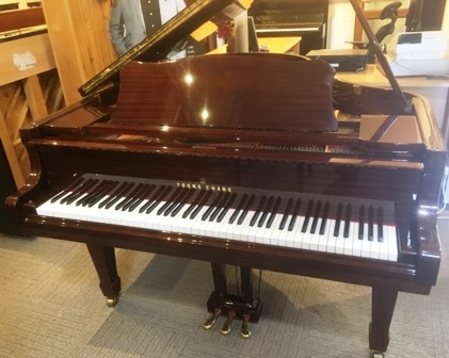 Young Chang G-175 pre-owned grand piano