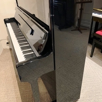 Feurich 122 pre owned upright