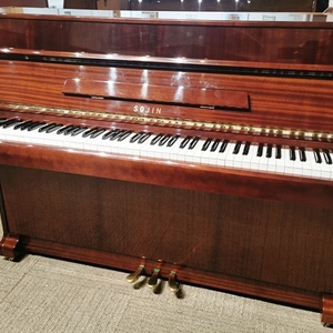 Sojin RS-11 pre-owned upright piano.
